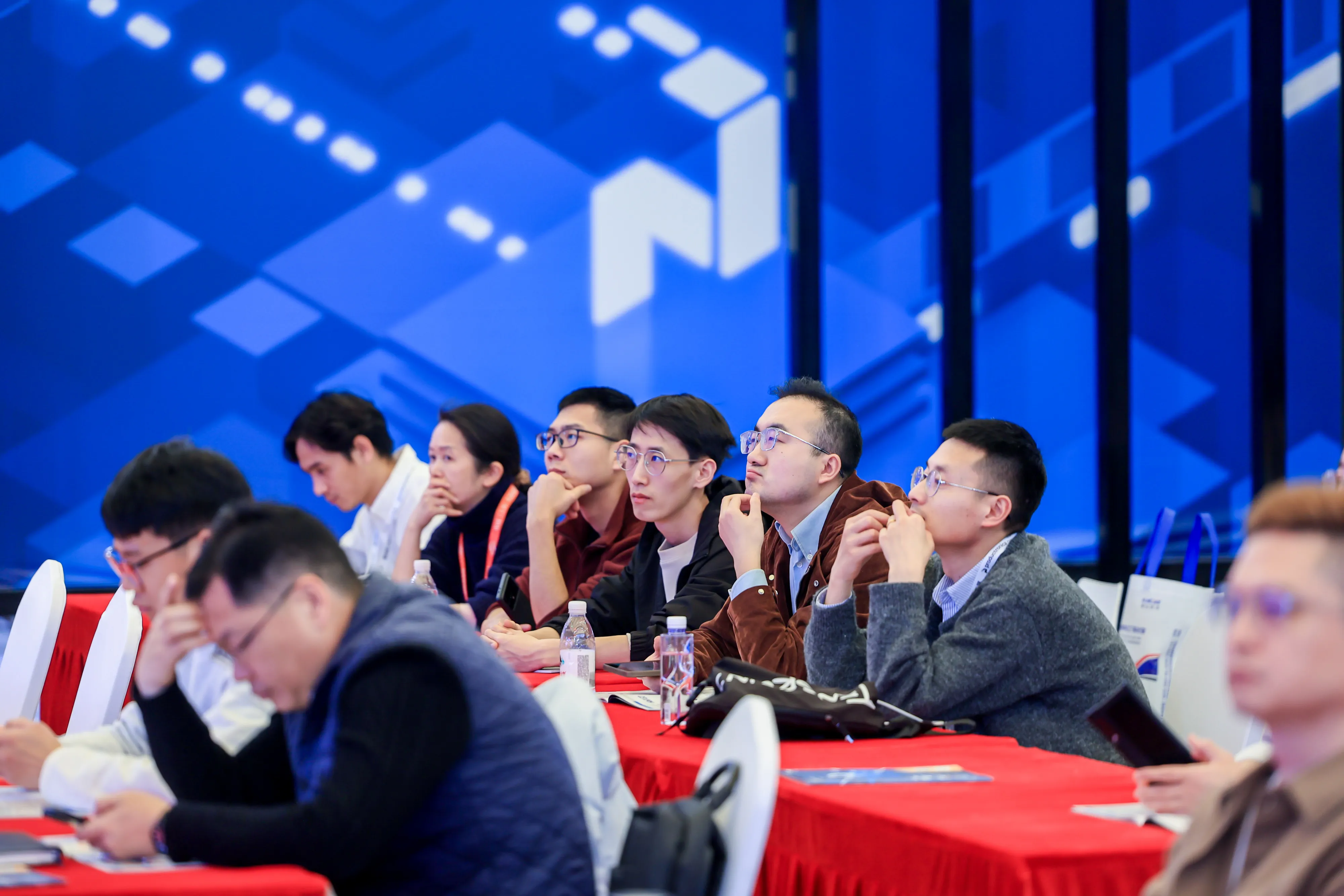 https://www.productronicachina.com.cn/resources/en/files/0402/69ce35a453689/16.webp