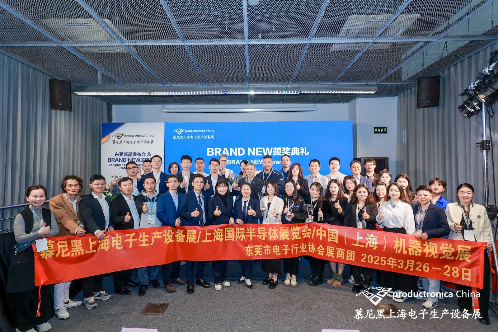 YAN_4165-opq3540780801.jpg